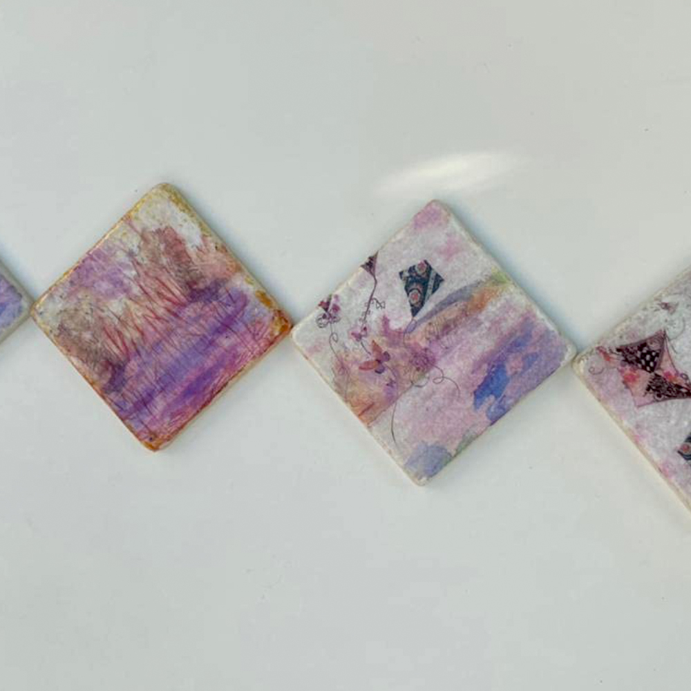 stonestories-marble-coasters-multicolour-designer-kite-flying-marble-natural-stone-table-glass-and-tea-coffee-coasters-for-home-and-gifting-set-of-4 (11)