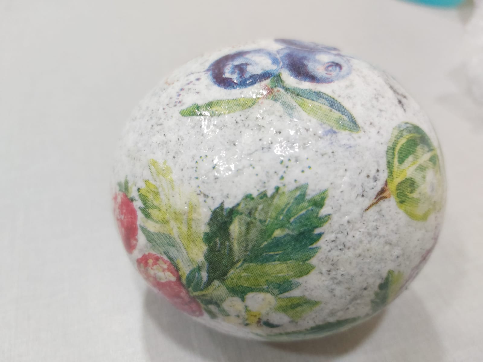 stonestories-stone-berry-paperweight (2)